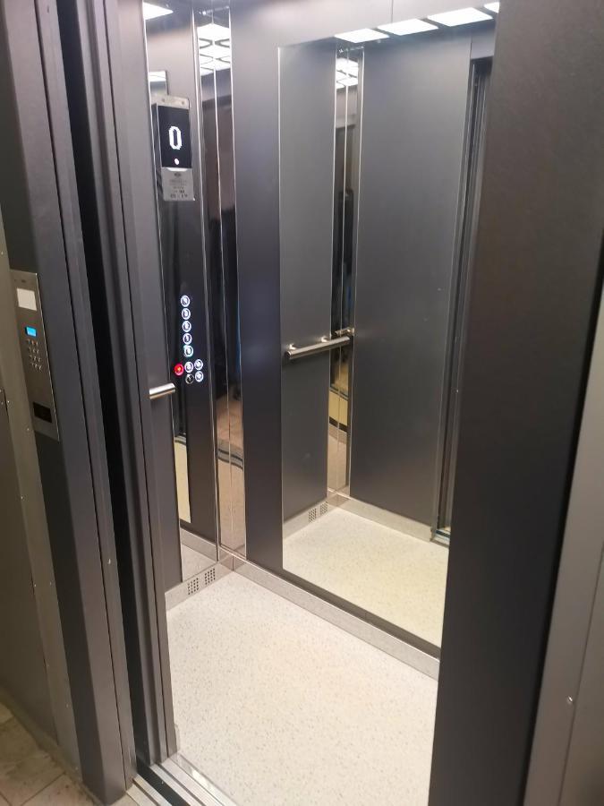 Bdsm Apartament Czestochowa Luxxx - Adults Only - Tylko Dla Doroslych Экстерьер фото